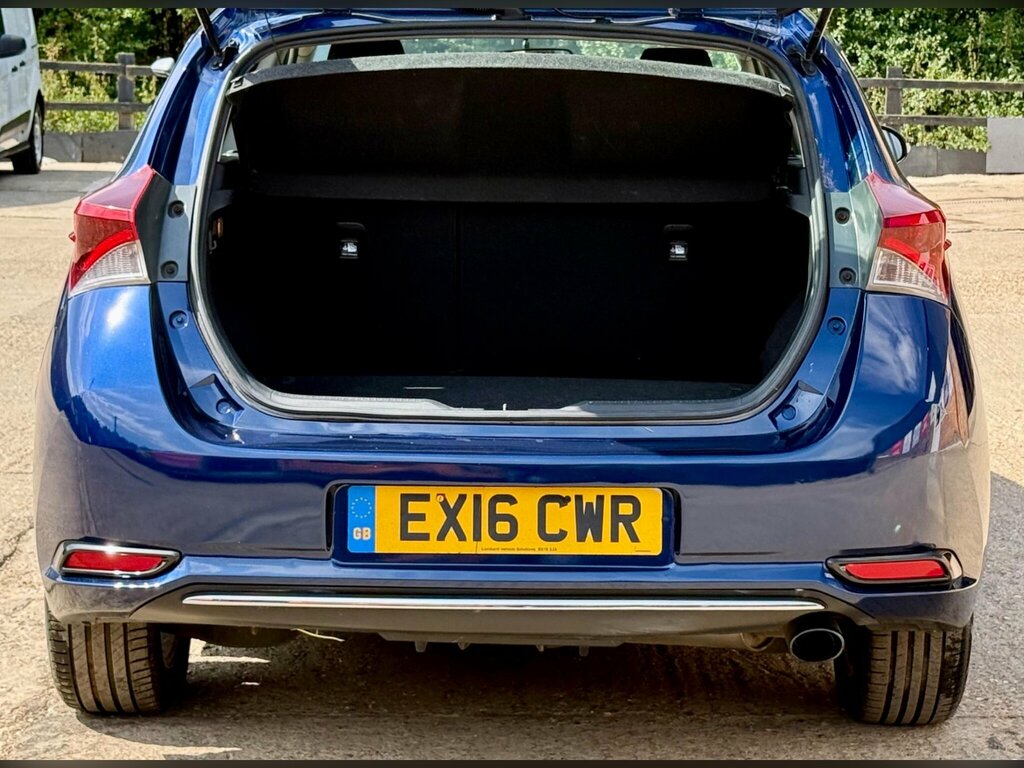 Toyota Auris 1.2T Icon Blue #21