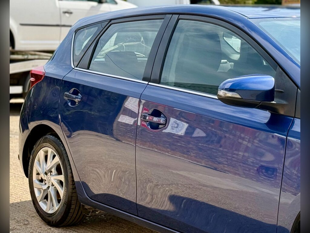 Toyota Auris 1.2T Icon Blue #24