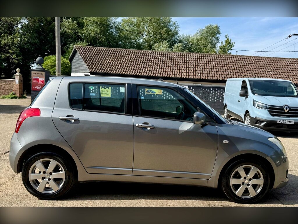Suzuki Swift 1.3 Gl - 65935 Miles Kashmir Blue Pearl Metall Blue #8
