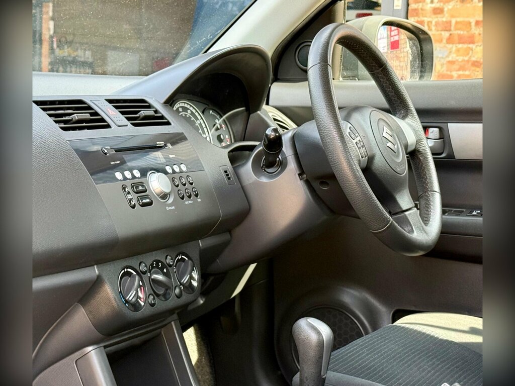 Suzuki Swift 1.3 Gl - 65935 Miles Kashmir Blue Pearl Metall Blue #12