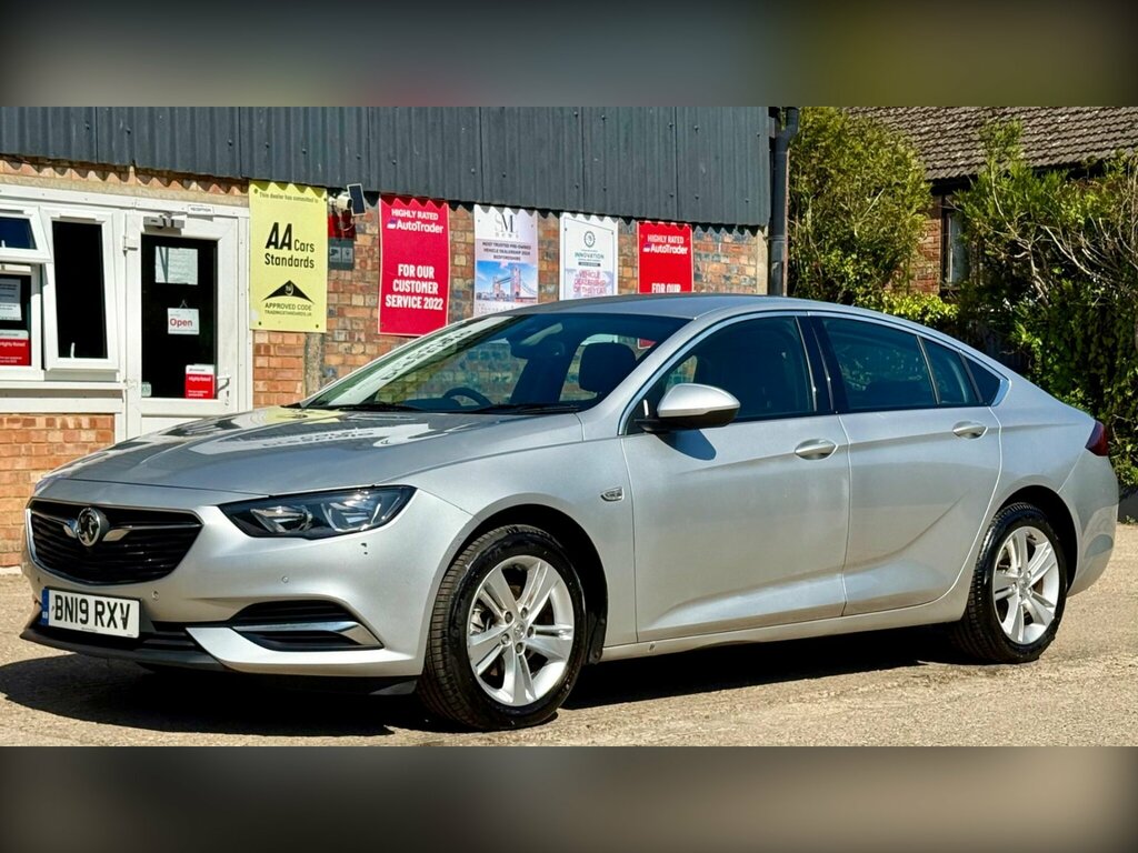 Vauxhall Insignia 1.6 Turbo D Ecotec Tech Line Nav Grand Sport Euro Silver #3
