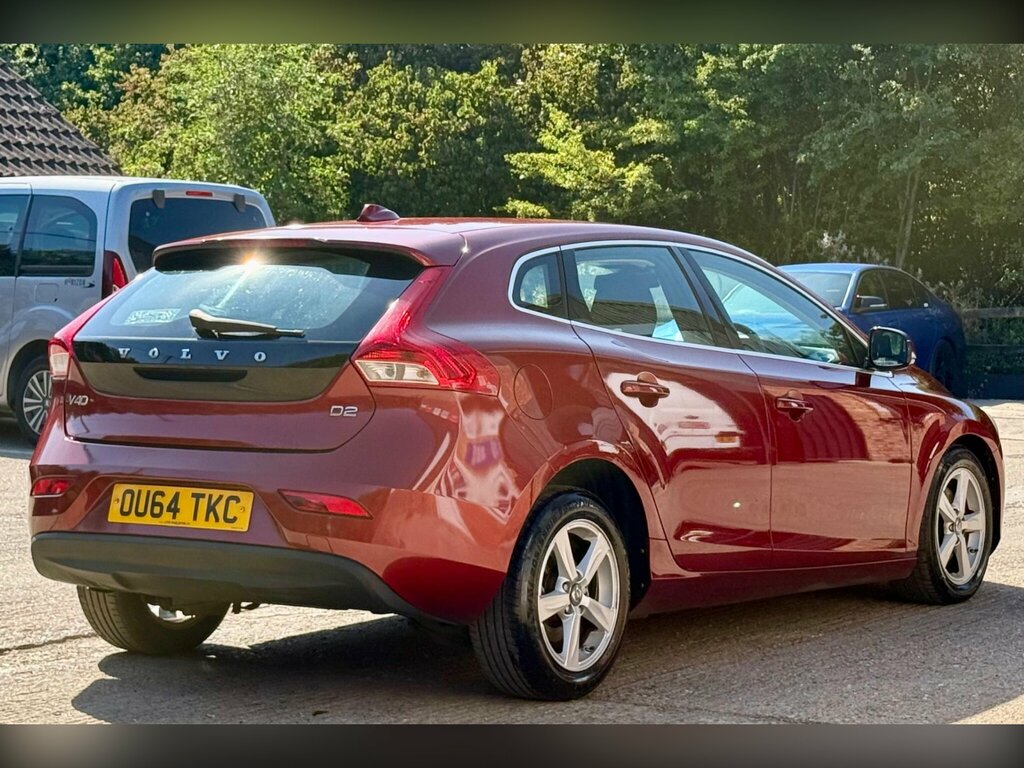 Volvo V40 1.6 D2 Se Powershift Euro 5 Ss Red #6