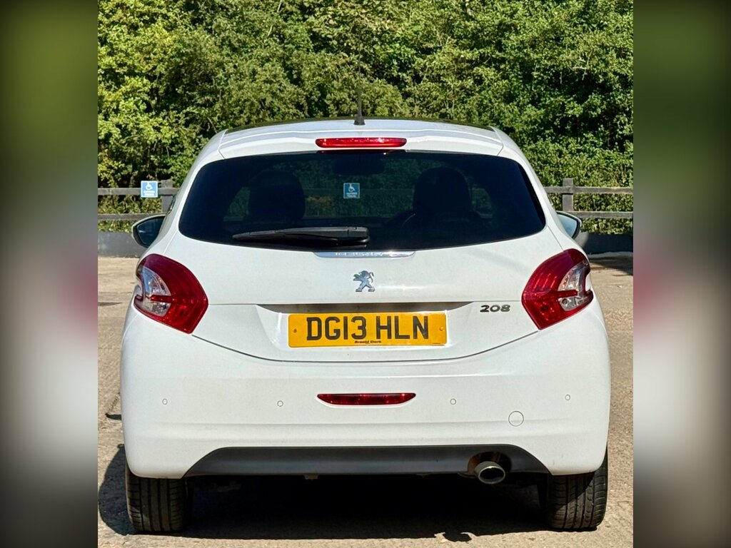 Peugeot 208 1.6 Vti Feline Euro 5 DG13HLN White #6