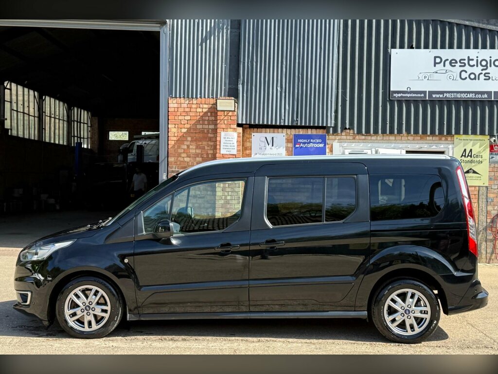 Ford Grand Tourneo Connect 1.5 Ecoblue Titanium Euro 6 Ss Black #4
