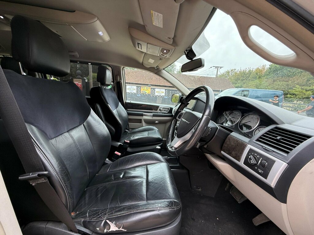 Chrysler Grand Voyager 2.8 Crd Limited Euro 4 Silver #3