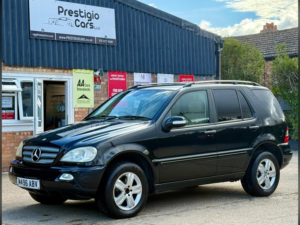 Mercedes-Benz M Class 2.7 Ml270 Cdi Special Edition Black #2