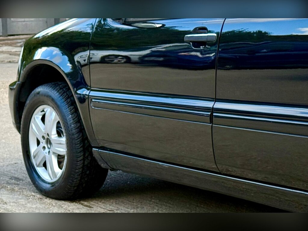Mercedes-Benz M Class Ml350 Tip Black #31