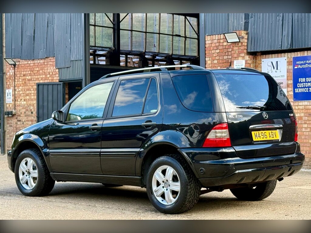 Mercedes-Benz M Class 2.7 Ml270 Cdi Special Edition Black #4