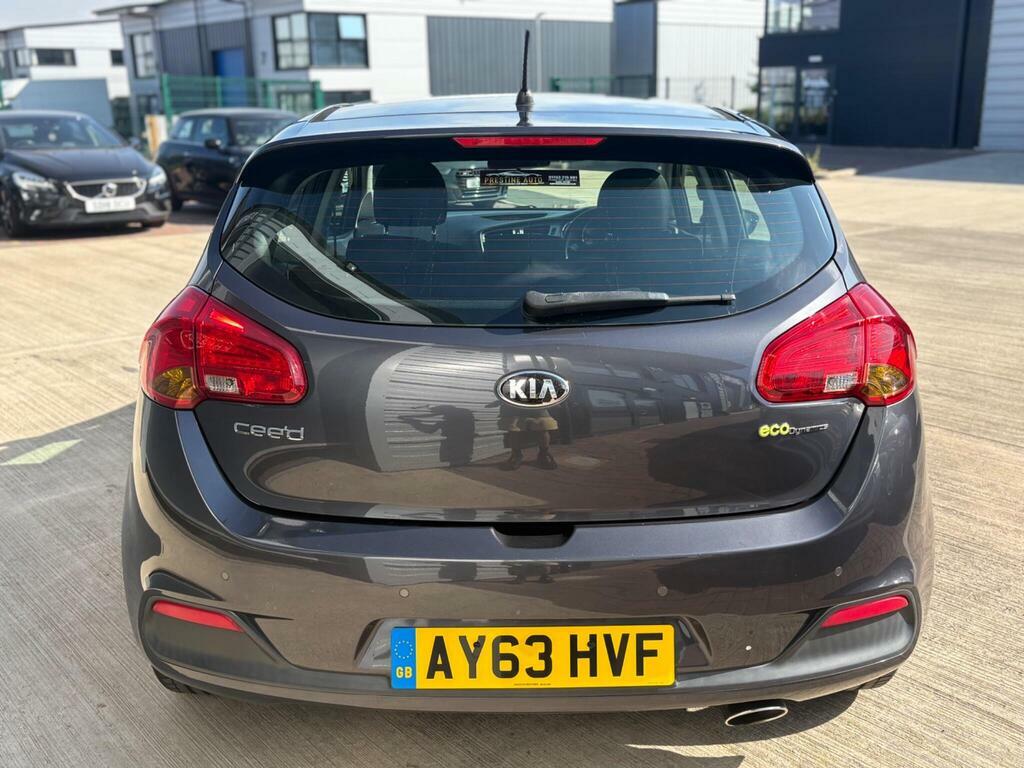 Kia Ceed 1.6 Crdi Ecodynamics 2 Euro 5 S S Silver #6
