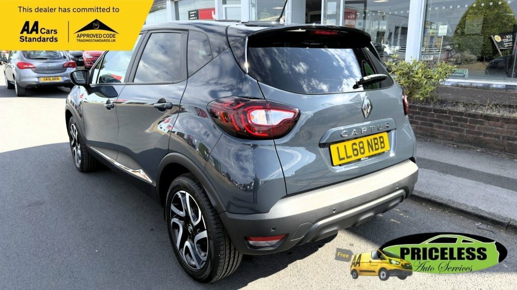 Renault Captur 0.9L Iconic Blue #5