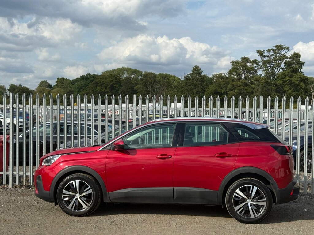 Peugeot 3008 1.2 Puretech Active Euro 6 Ss Red #3
