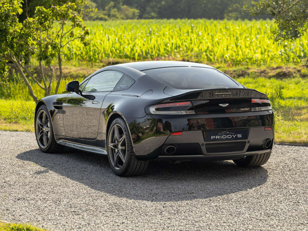 Aston Martin Vantage Coupe 4.7 Vantage N430 201666 Black #2