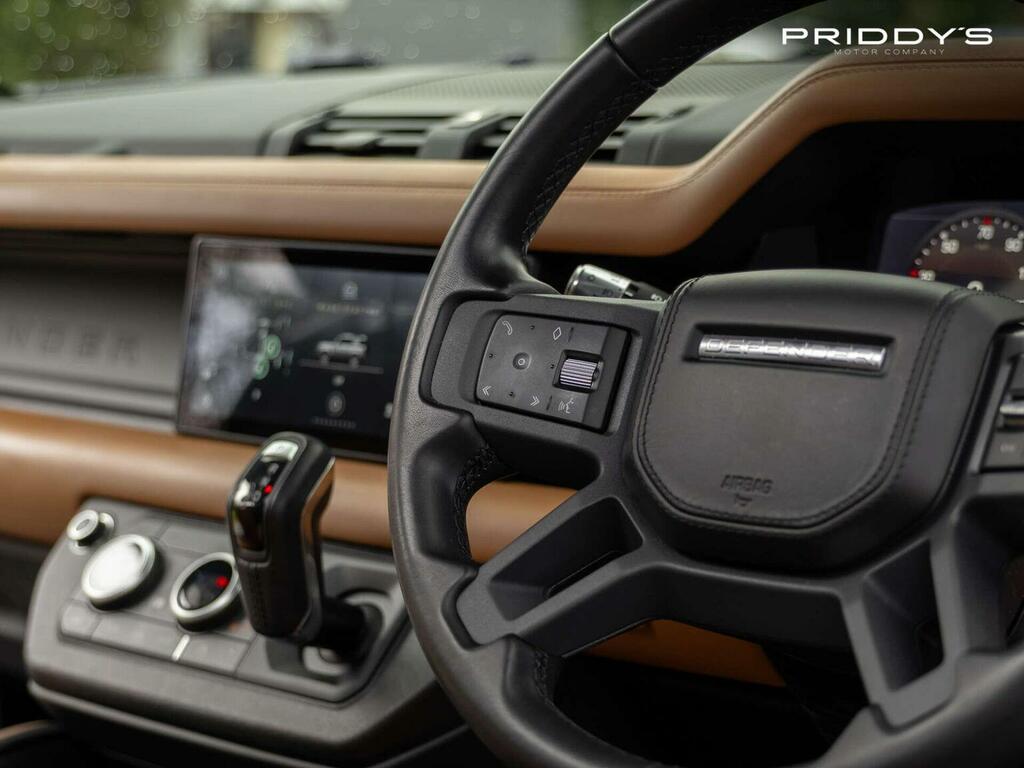 Land Rover Defender 90 3.0 D200 S 90 Estate Black #41