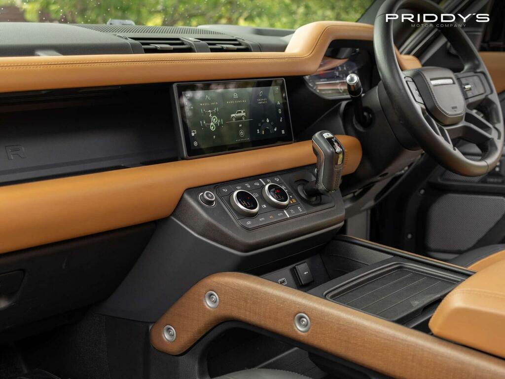 Land Rover Defender 90 3.0 D200 S 90 Estate Black #20
