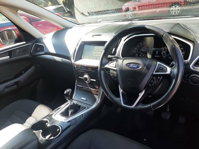 Ford Galaxy 2.0 Tdci 150Ps Titanium Red #4