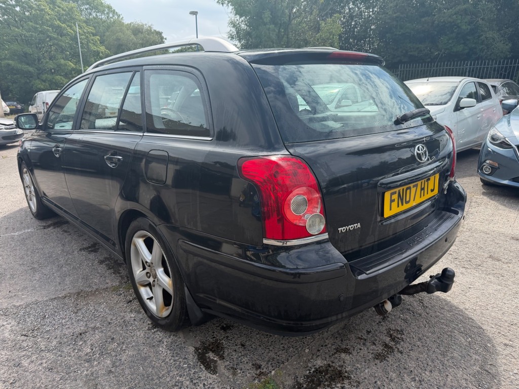 Toyota Avensis 2.0 D-4d Tr Silver #11