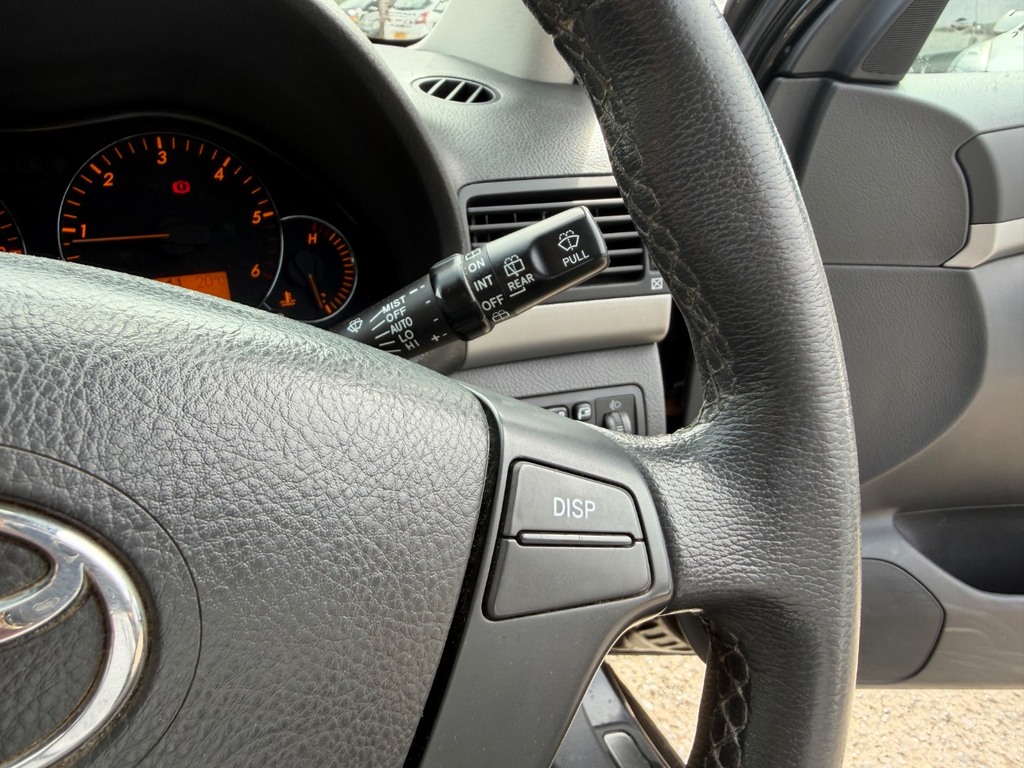 Toyota Avensis 2.0 D-4d Tr Silver #23