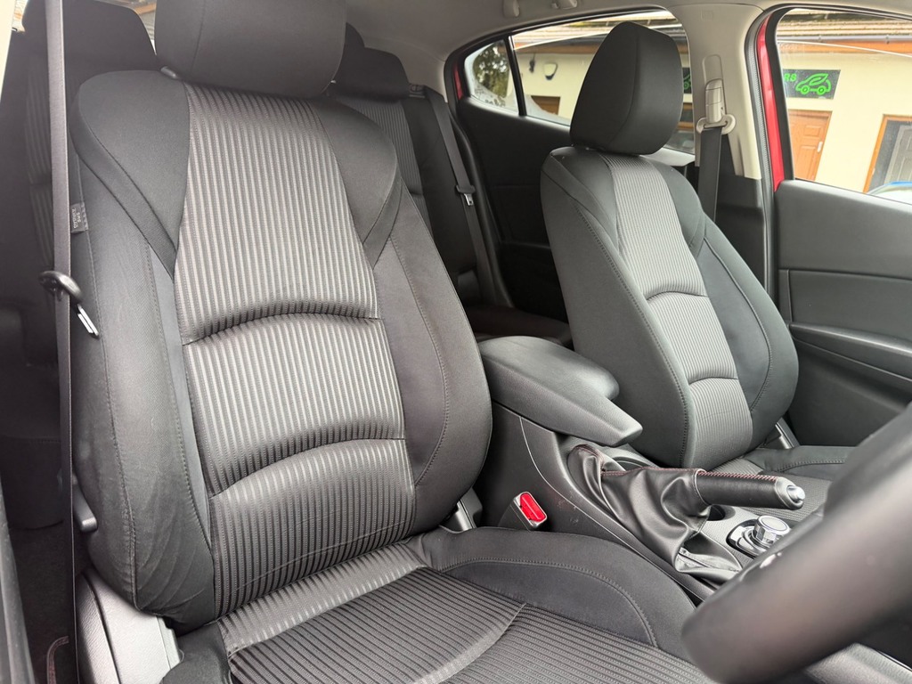 Mazda 3 2.2L Sport Nav D Saloon Euro 5 Red #17