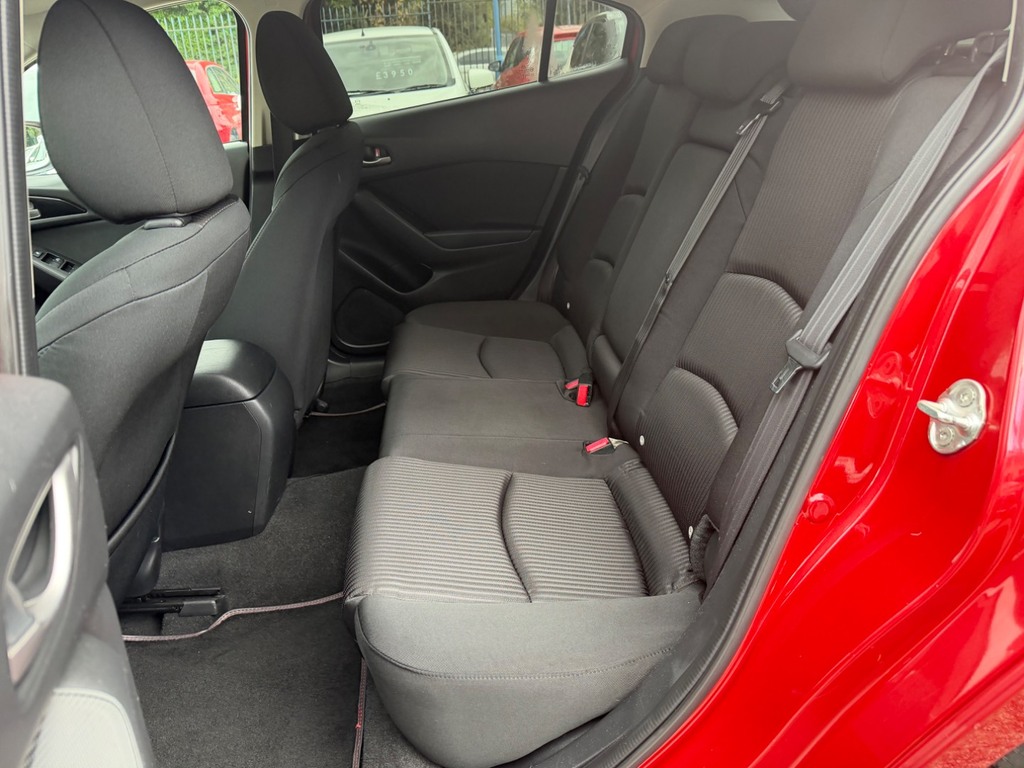 Mazda 3 2.2L Sport Nav D Saloon Euro 5 Red #7