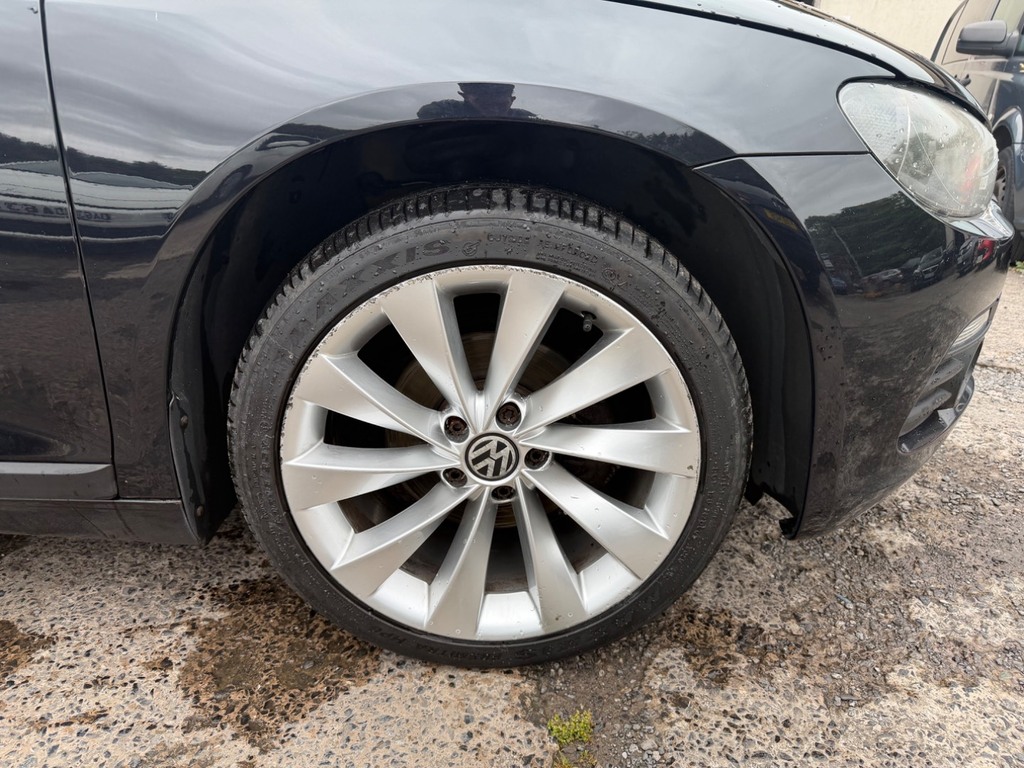 Volkswagen Scirocco 2.0 Tdi Bluemotion Tech Gt Navleather Black #2