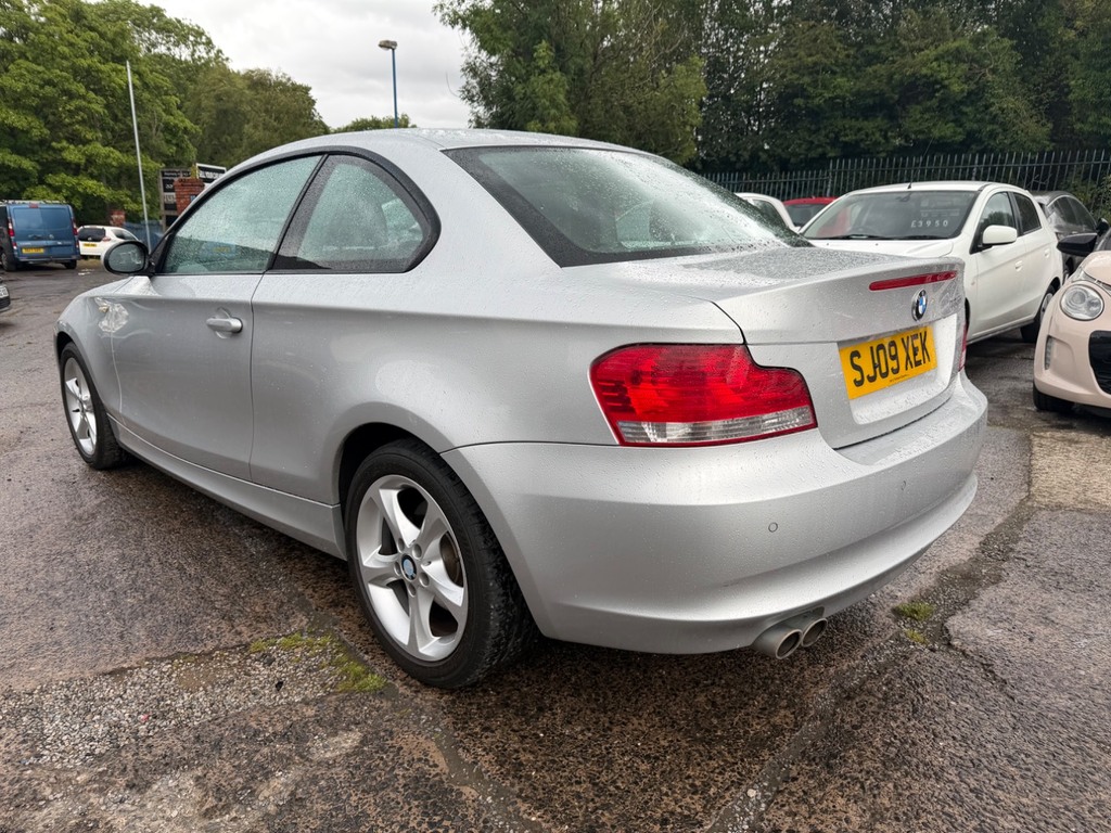 BMW 1 Series 2.0 116D M Sport Euro 4 Black #10