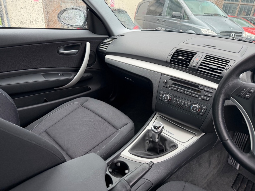 BMW 1 Series 2.0 116D M Sport Euro 4 Black #20