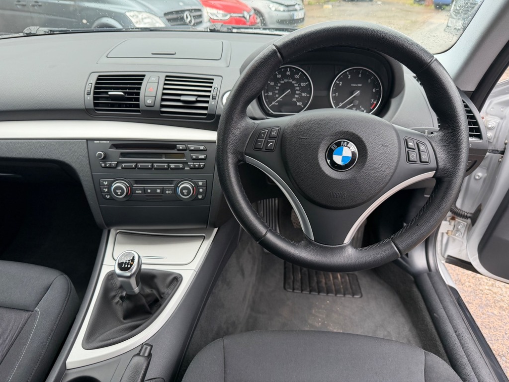 BMW 1 Series 2.0 116D M Sport Euro 4 Black #19