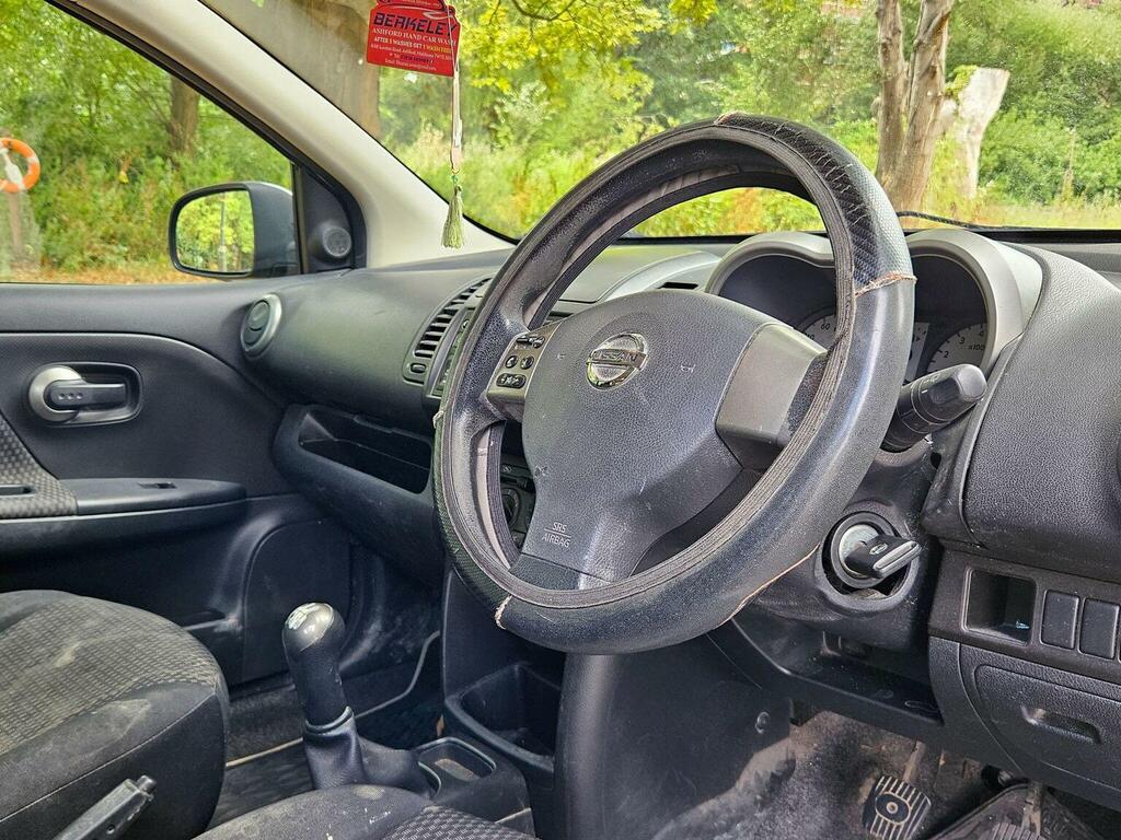 Nissan Note 1.4 16V Acenta Euro 4 Silver #2