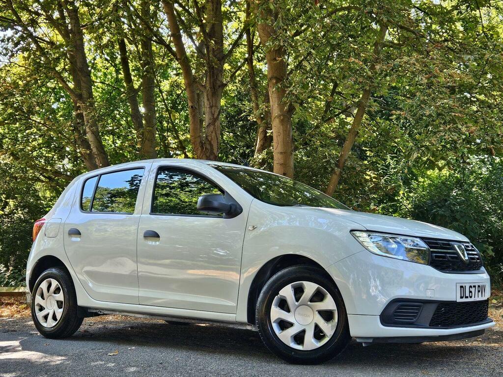 Dacia Sandero Hatchback 1.0 Sce Ambiance Euro 6 201767 White