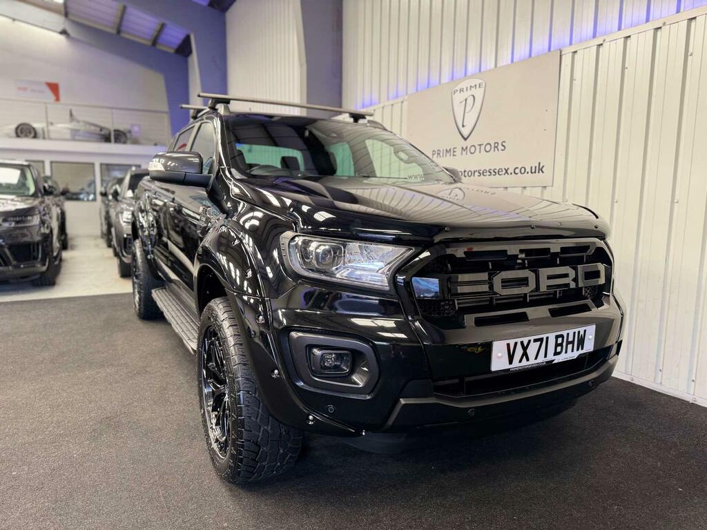 Ford Ranger Wildtrak Black #3