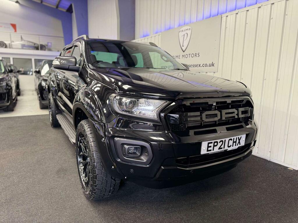 Ford Ranger Wildtrak Black #3