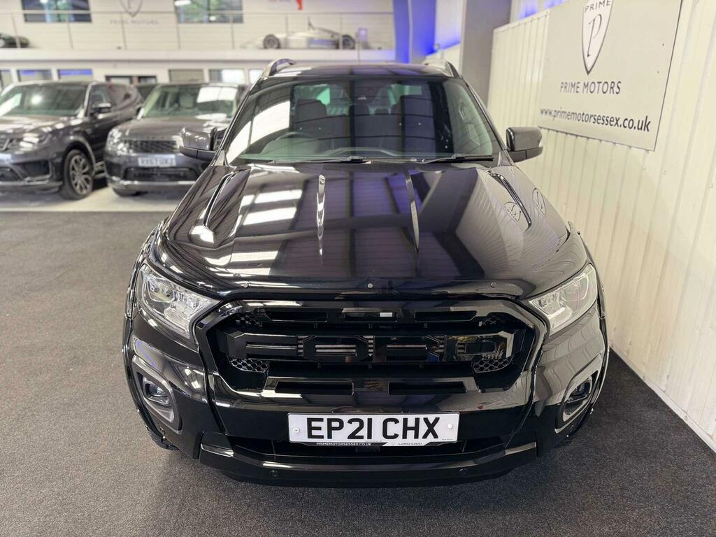 Ford Ranger Wildtrak Black #6