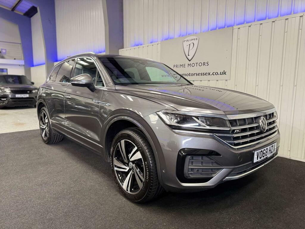 Volkswagen Touareg R-line Tech Grey