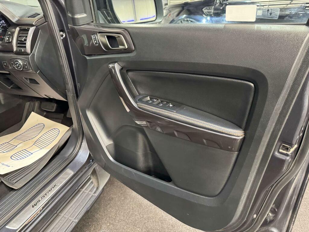 Ford Ranger Ford Pick Up Double Cab Wildtrak 2.0 Ecoblu Grey #52