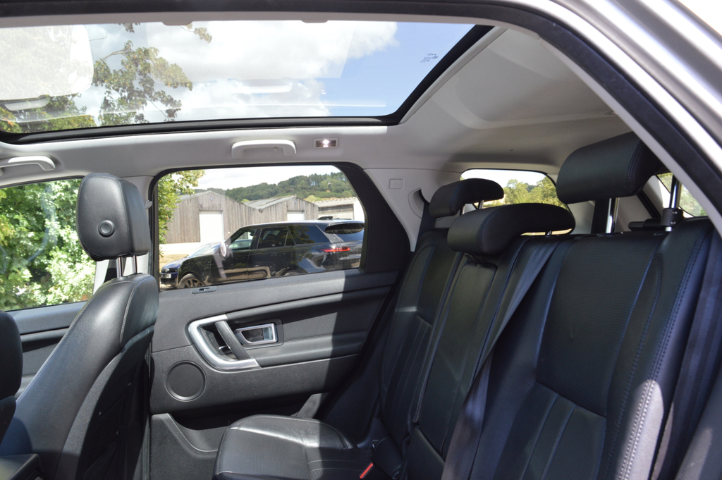 Land Rover Discovery Sport Td4 Se Tech Black #17