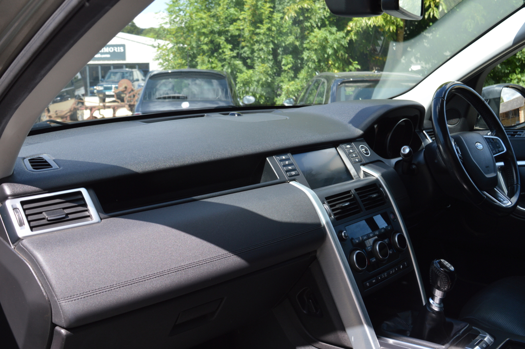 Land Rover Discovery Sport Td4 Se Tech Black #16