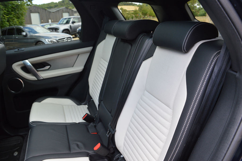 Land Rover Discovery Sport D200 R-dynamic Hse Silver #46