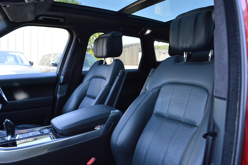Land Rover Range Rover Sport 3.0 D300 Hse Dynamic Black Estate Black #56