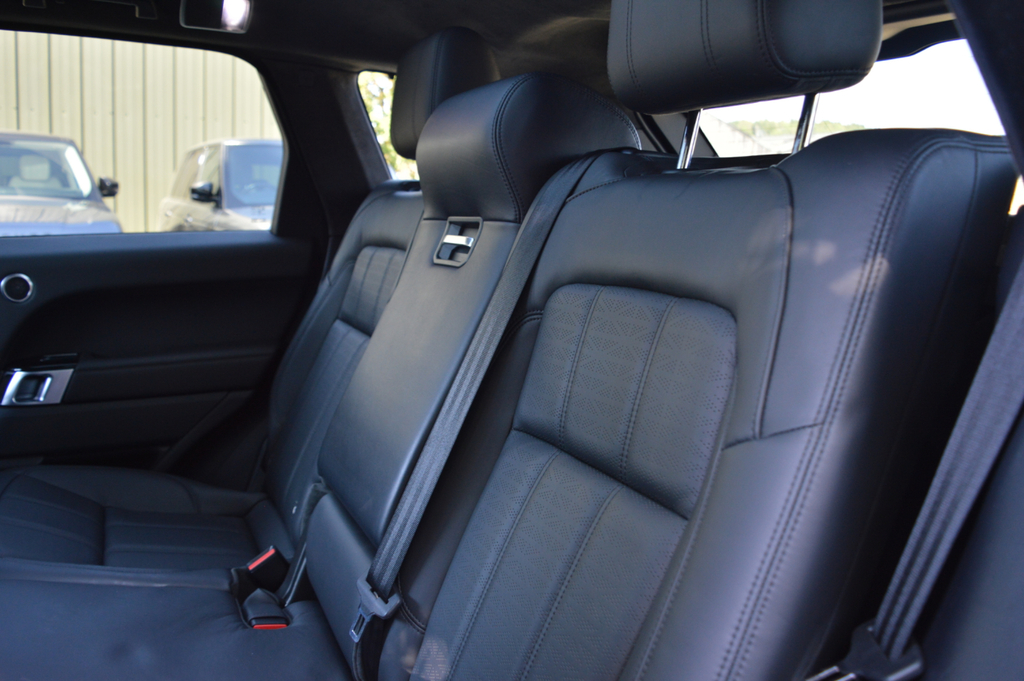 Land Rover Range Rover Sport 3.0 D300 Hse Dynamic Black Estate Black #18