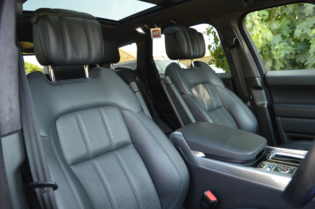 Land Rover Range Rover Sport 3.0 D300 Hse Dynamic Black Estate Black #16