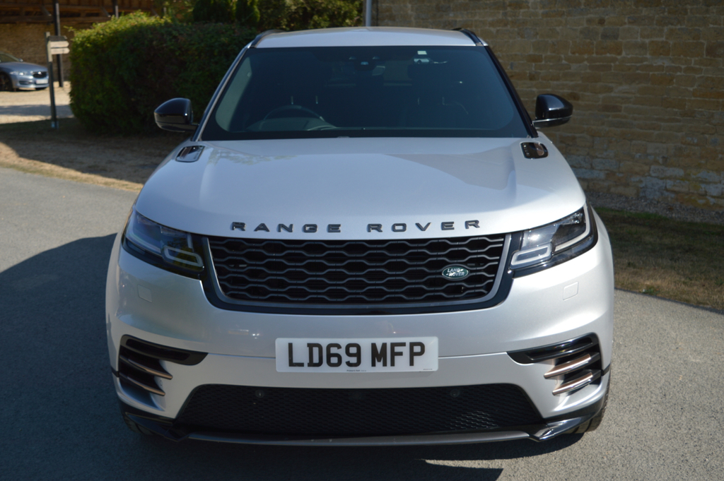 Land Rover Range Rover Velar Suv #2
