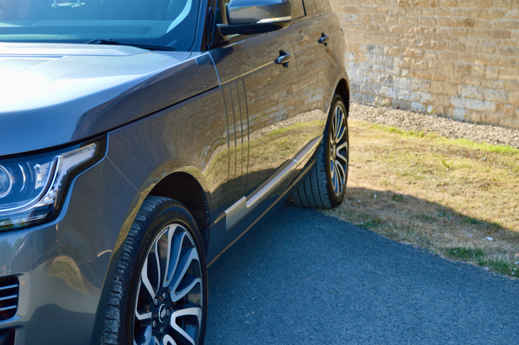Land Rover Range Rover Suv #3