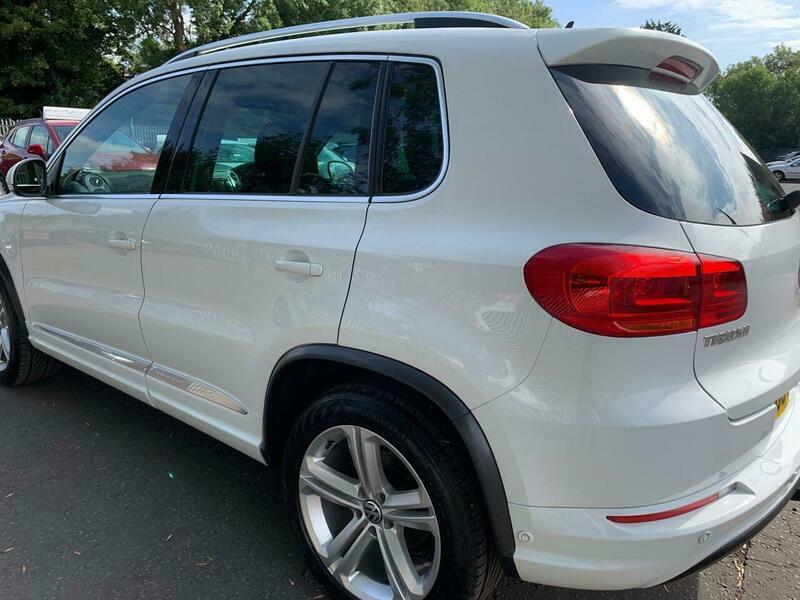 Volkswagen Tiguan 2.0 Tdi Bluemotion Tech R-line 4Wd Ss Black #31
