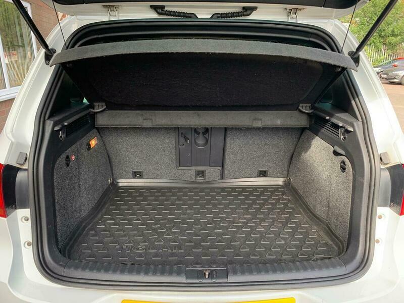 Volkswagen Tiguan 2.0 Tdi Bluemotion Tech R-line 4Wd Ss Black #18