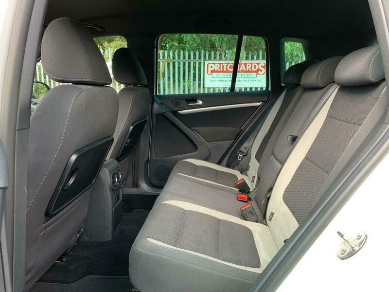 Volkswagen Tiguan 2.0 Tdi Bluemotion Tech R-line 4Wd Ss Black #43