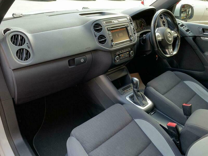 Volkswagen Tiguan 2.0 Tdi Bluemotion Tech R-line 4Wd Ss Black #49