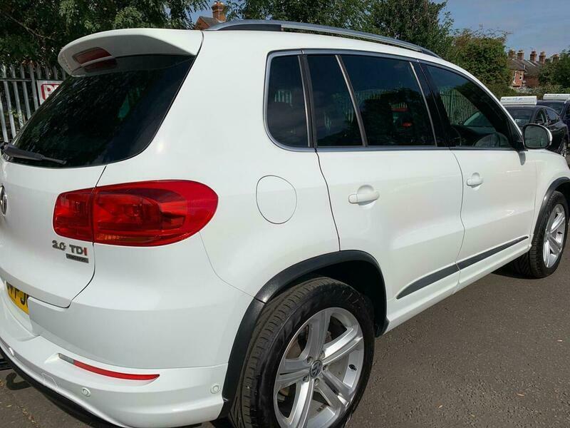 Volkswagen Tiguan 2.0 Tdi Bluemotion Tech R-line 4Wd Ss Black #32