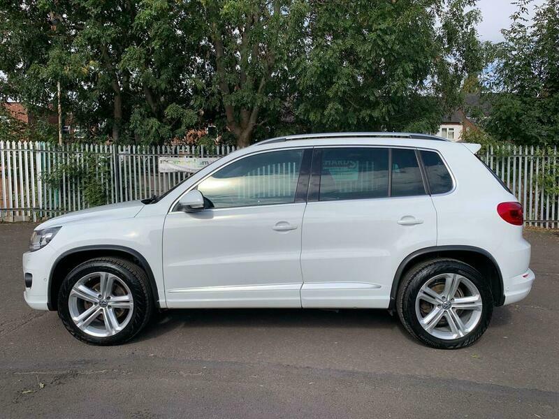 Volkswagen Tiguan 2.0 Tdi Bluemotion Tech R-line 4Wd Ss Black #7