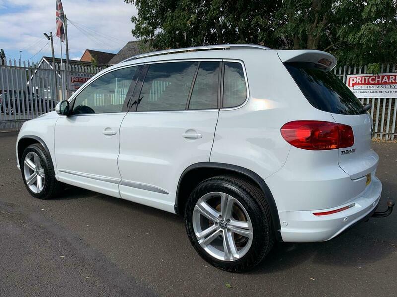 Volkswagen Tiguan 2.0 Tdi Bluemotion Tech R-line 4Wd Ss Black #8
