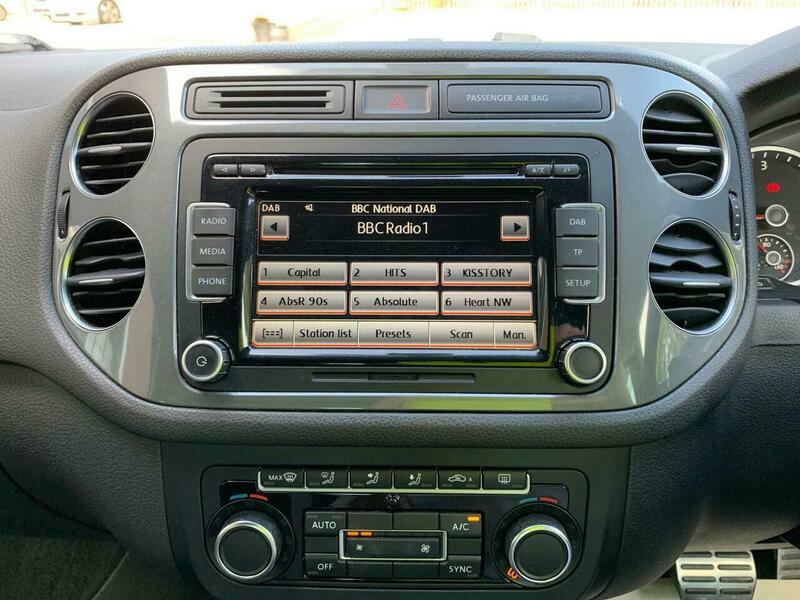 Volkswagen Tiguan 2.0 Tdi Bluemotion Tech R-line 4Wd Ss Black #45